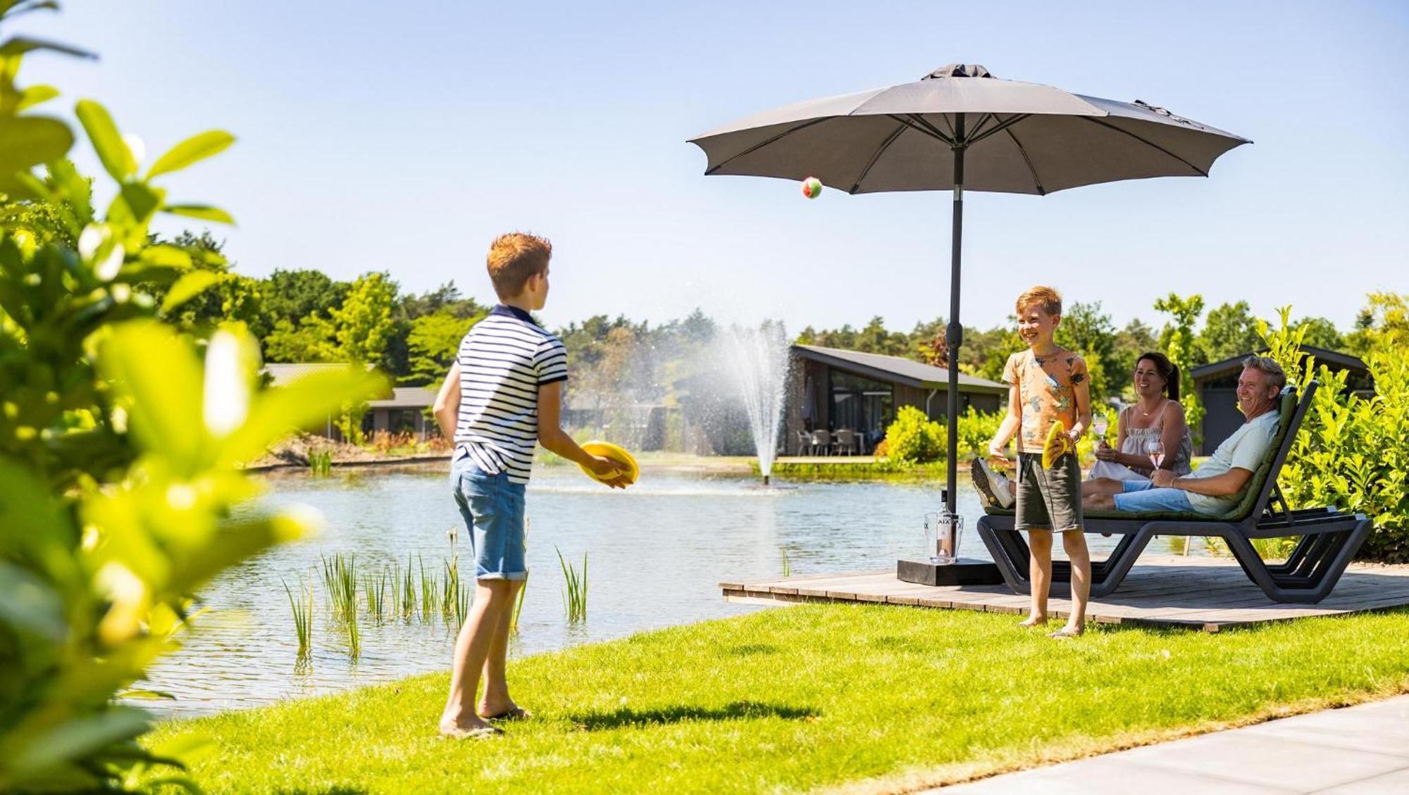 Vakantiepark Molenvelden Veldhoven Buitenkant foto