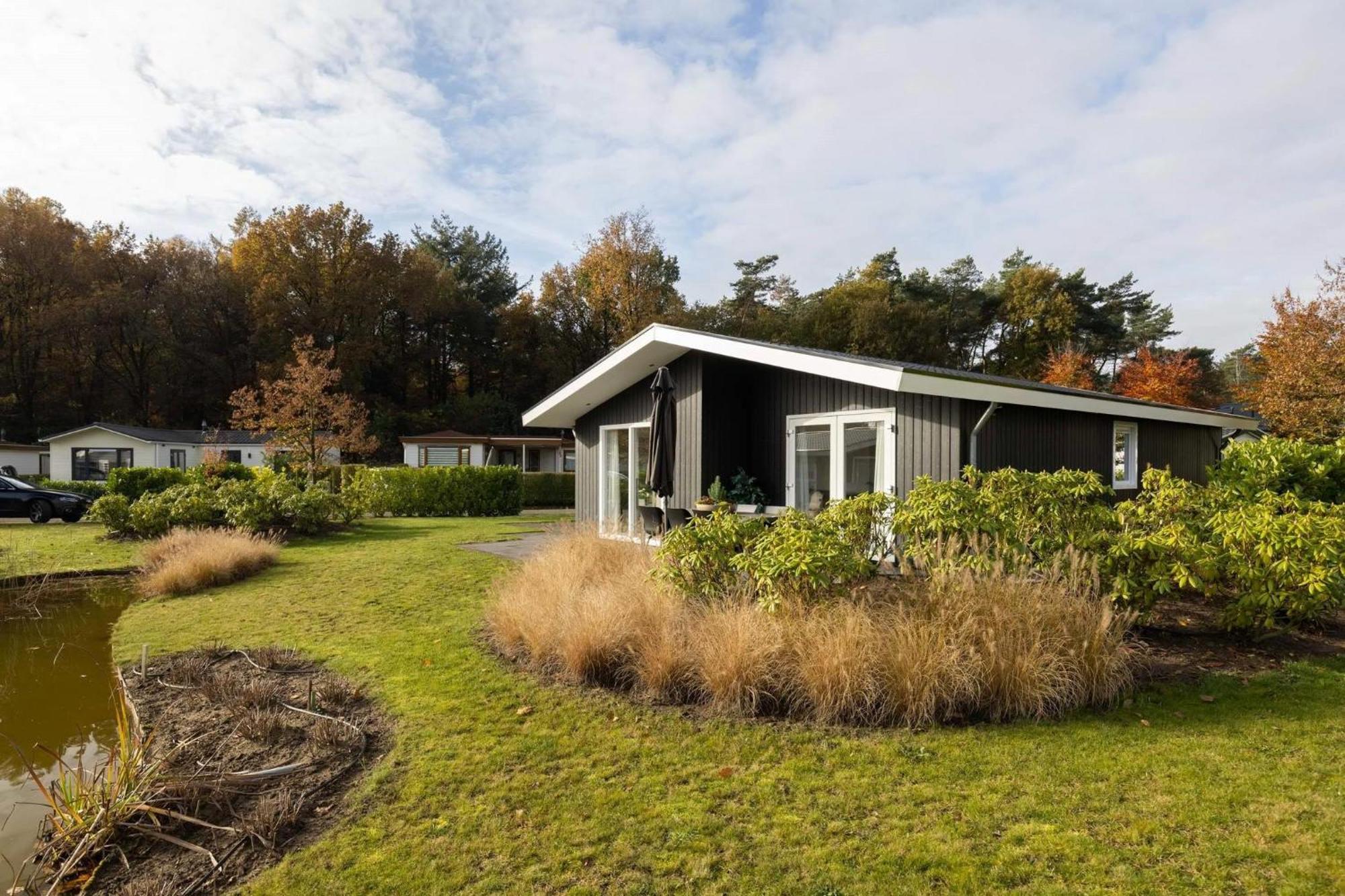 Vakantiepark Molenvelden Veldhoven Buitenkant foto