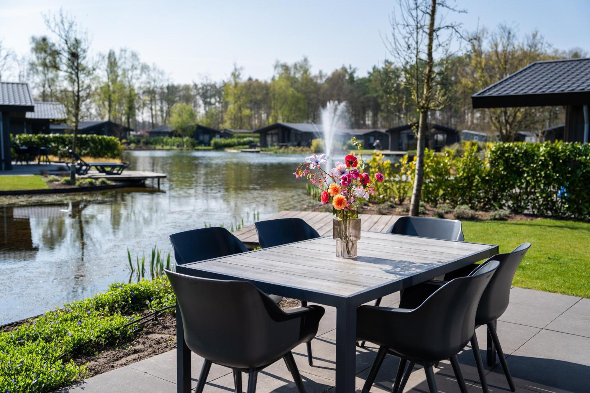 Vakantiepark Molenvelden Veldhoven Kamer foto